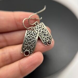 Sterling‎ Silver 925 Didae Israel Garnet Rectangle Dangle Earrings Filigree Boho